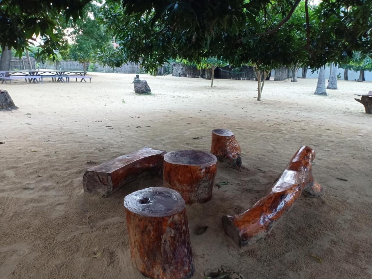 Sunset Safari & Resort Kalpitiya Bagian luar foto