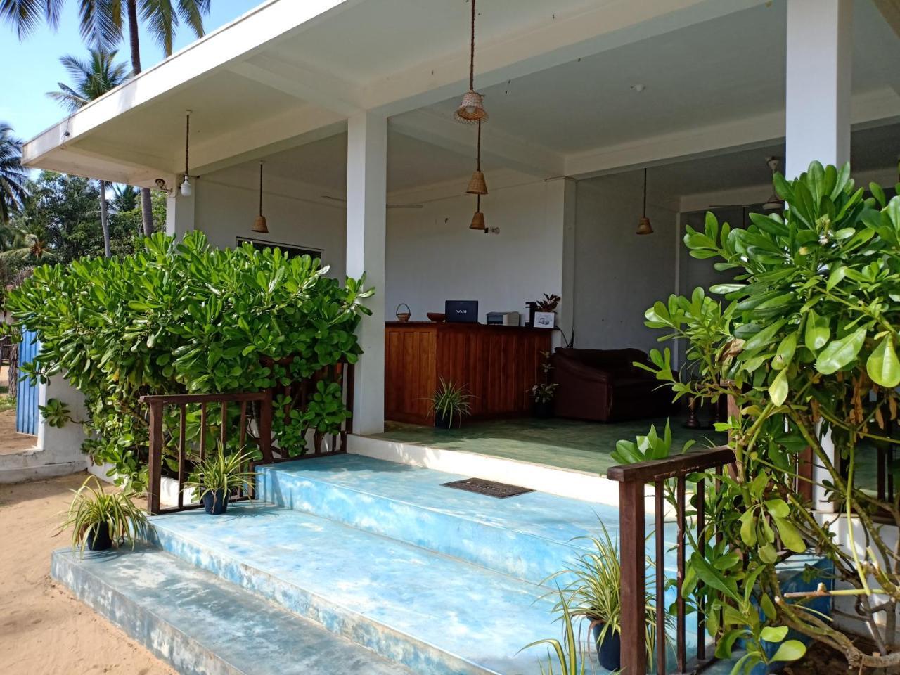 Sunset Safari & Resort Kalpitiya Bagian luar foto